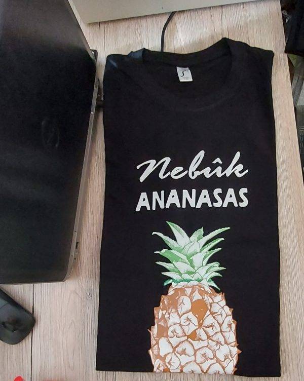 Marškinėliai: Nebūk ananasas
