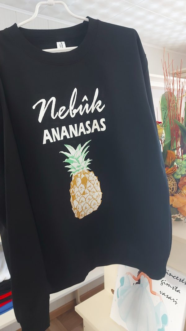 Džemperis: Nebūk ananasas