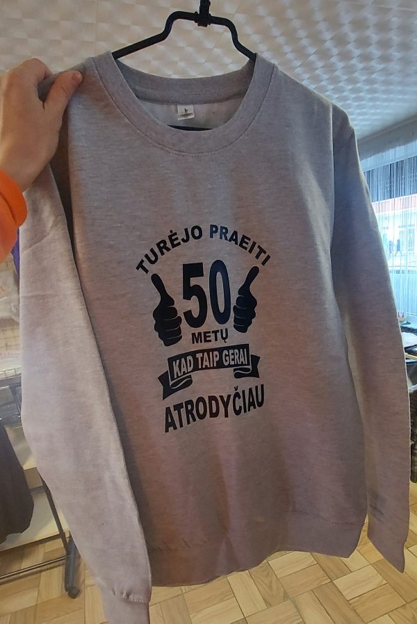 Džemperis: Turėjo praeiti 50 metų, kad taip gerai atrodyčiau