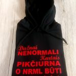 Džemperis: Dažnai nenormali, kartais pikčiurna, o nrml būti laiko nelieka