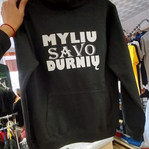 Džemperis: Myliu savo durnių