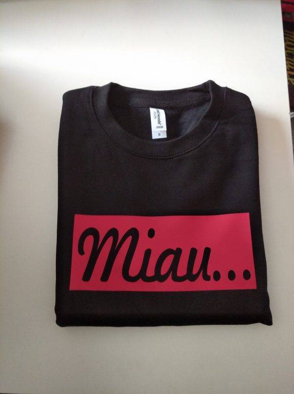 Džemperis: Miau