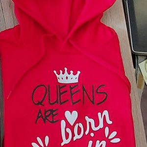 Džemperis: Queens are born in