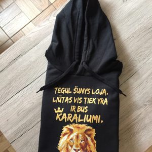 Džemperis: Tegul šunys loja, liūtas yra ir bus karaliumi