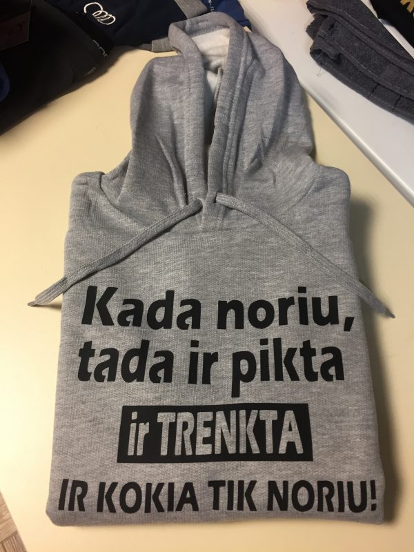 Džemperis: Kada noriu tada ir pikta ir trenkta ir kokia tik noriu