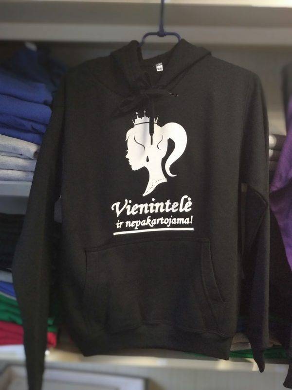 Džemperis: Vienintelė ir nepakartojama