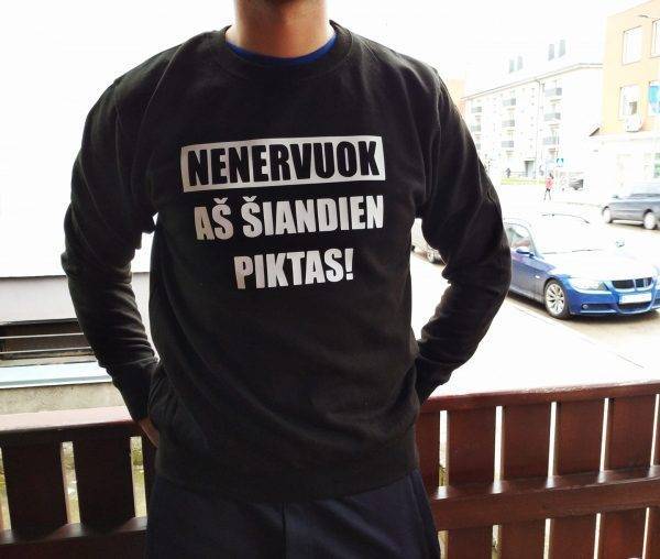 Džemperis: Nenervuok aš šiandien piktas