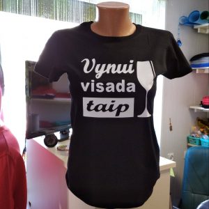 Marškinėliai: Vynui visada taip 