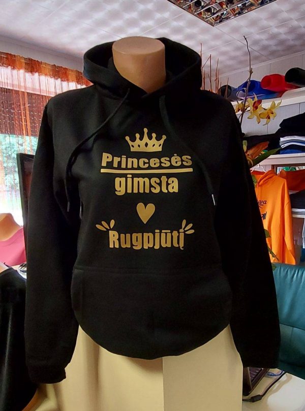 Džemperis: Princesės gimsta rugpjūtį