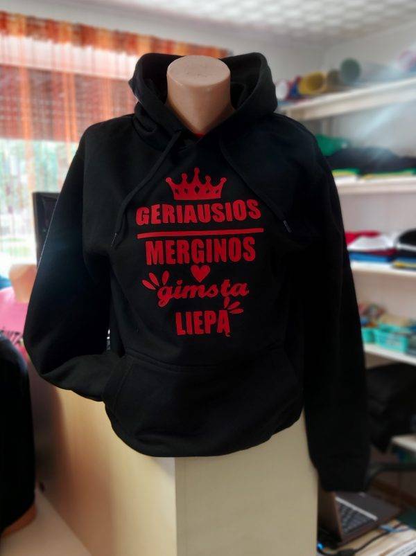 Džemperis: Geriausios gimsta Liepą