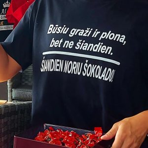 Marškinėliai: Šiandien noriu šokolado