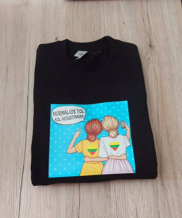 Džemperis: Normalios tol kol nesusitinkam