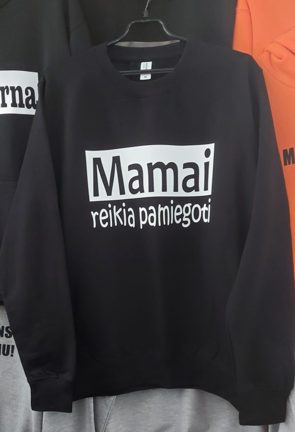Džemperis: Mamai reikia pamiegoti