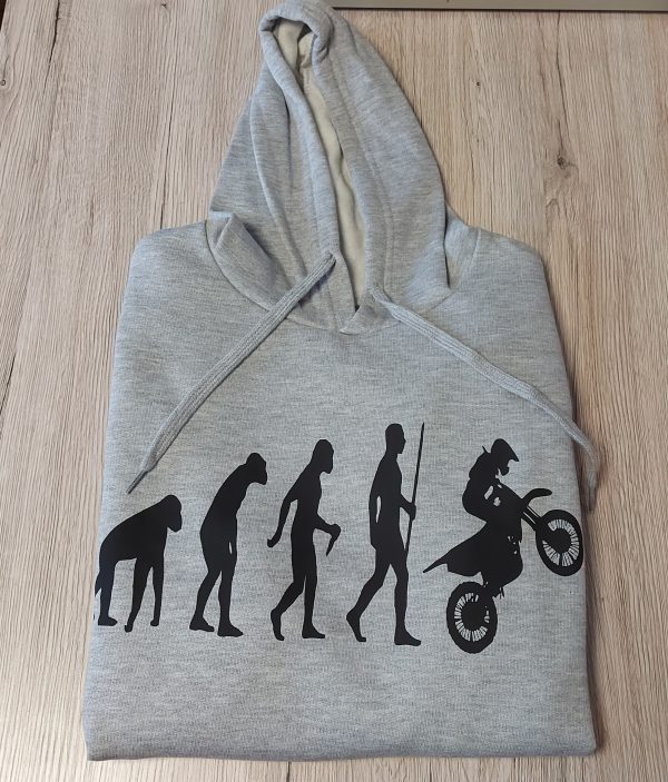 Džemperis: Evoliucija iki motokrosininko