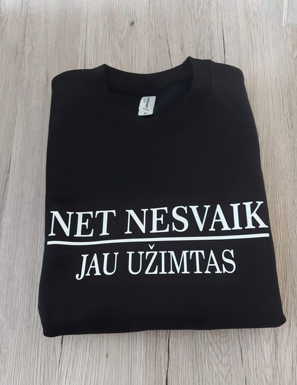 Džemperis: Net nesvaik, jau užimtas 