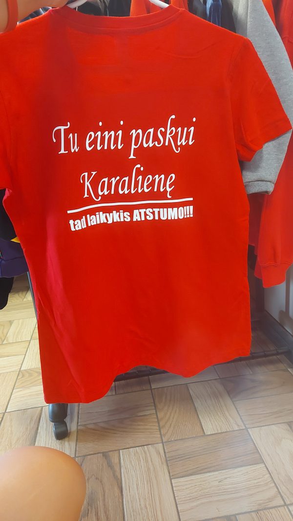 Marškinėliai: Laikykis atstumo