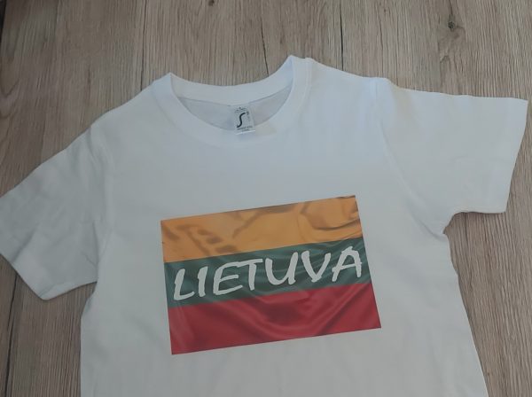 Vaikiški marškinėliai su Lietuva Vaikiški marškinėliai su Lietuva