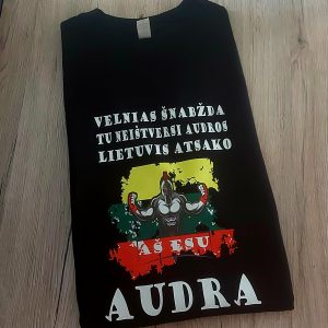 Marškinėliai: Velnias šnabžda tu neišversi audros- lietuvis atsako as esu audra