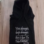 Džemperis: Visos draugės kaip draugės bet iš kur tu tokia faina