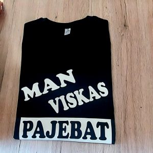 Džemperis: Man viskas pajebat 