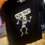 Marškinėliai: Ką tu su skeletu 
