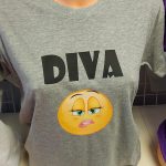 Marškinėliai: Diva su emoji veiduku