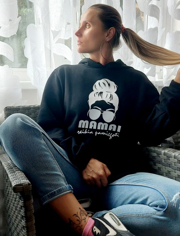 Džemperis: Mamai reikia pamiegoti