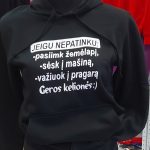 Džemperis: Jeigu nepatinku? pasiimk žemėlapį, sėsk į mašiną, važiuok į pragarą