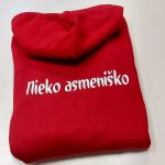 Džemperis: Nieko asmeniško