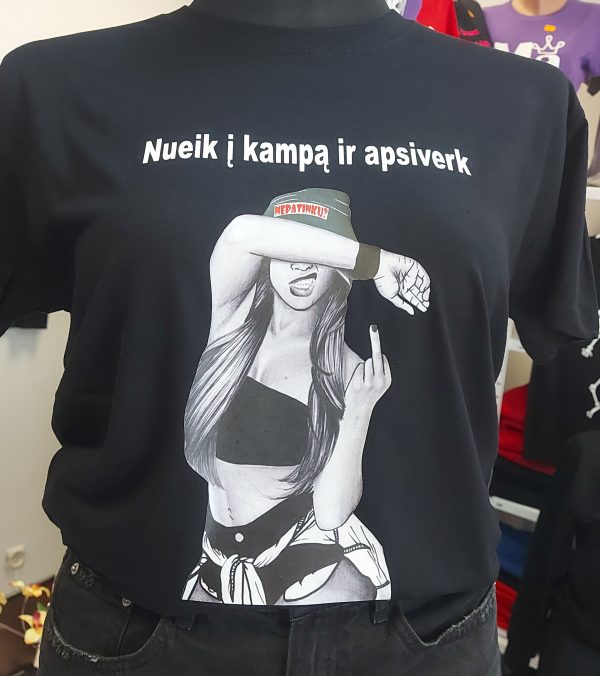 Marškinėliai: Nueik į kampą ir apsiverk 